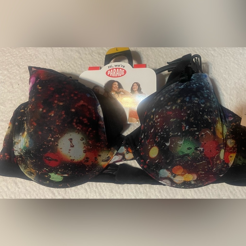 Parade Raindrop themed bra with‎ underwire. NWT!